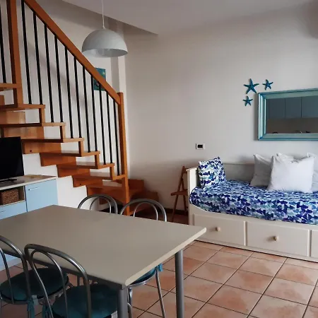 Roby's Apartment