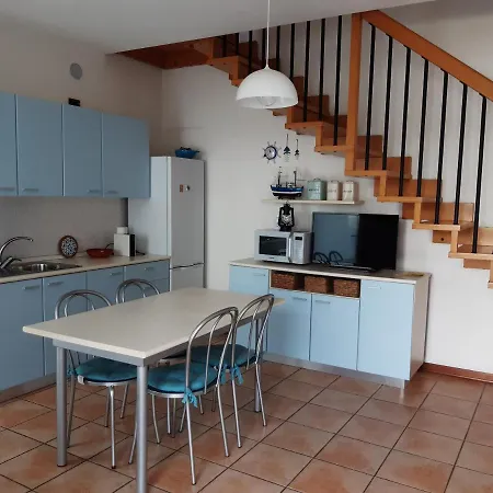 Roby's Apartment